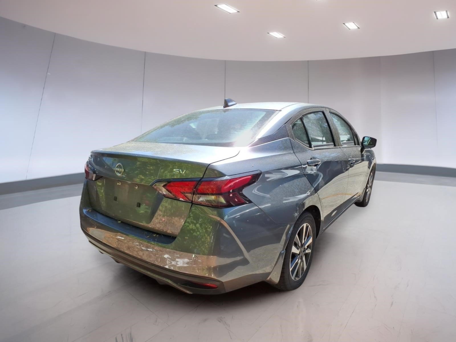 Used 2024 Nissan Versa SV w/ Trunk Package FWD image 4