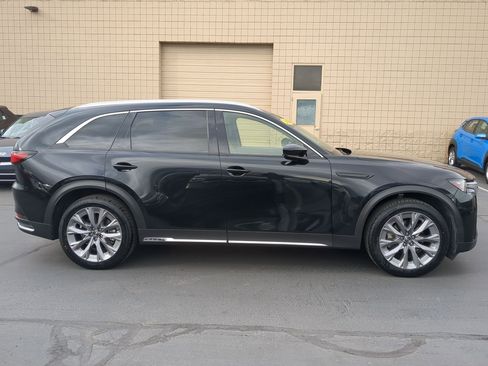Used 2024 MAZDA CX-90 3.3 Turbo w/ Premium Package image 2