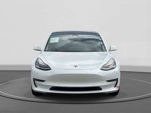 Used 2017 Tesla Model 3 Long Range image 2