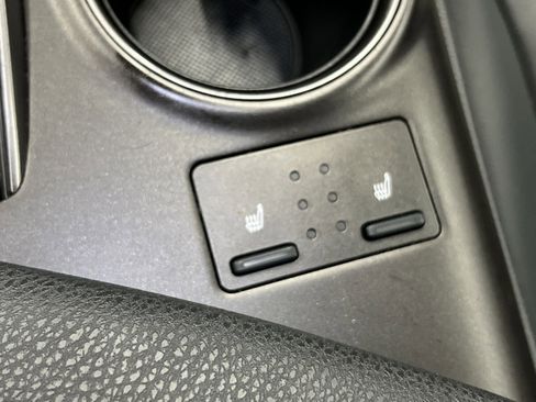 Used 2023 Toyota Camry XSE image 28