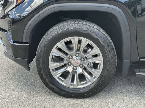 Certified 2023 GMC Sierra 1500 Denali w/ Technology Package AWD/4WD image 32