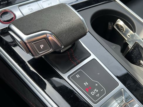 Used 2024 Audi RS 7 Performance image 26