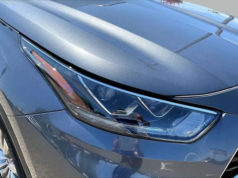 Certified 2020 Toyota Highlander Platinum AWD/4WD image 27