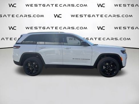 New 2026 Jeep Grand Cherokee Limited w/ Limited Altitude Package AWD/4WD image 5