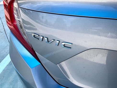 Used 2016 Honda Civic EX-L image 9