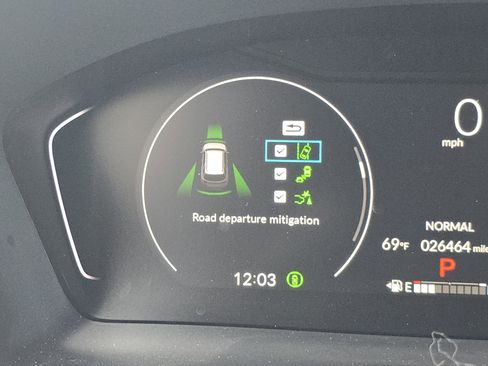 Used 2025 Honda Pilot Touring image 41