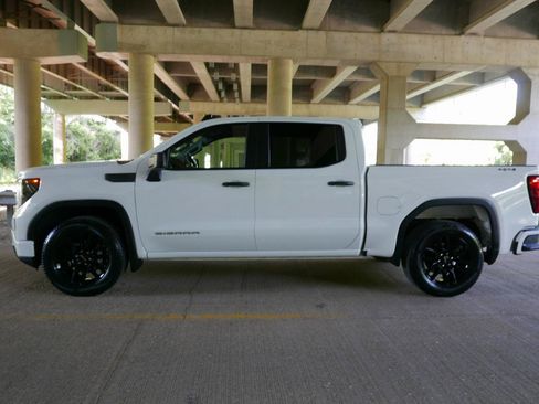 Used 2024 GMC Sierra 1500 Pro w/ Graphite Edition AWD/4WD image 20