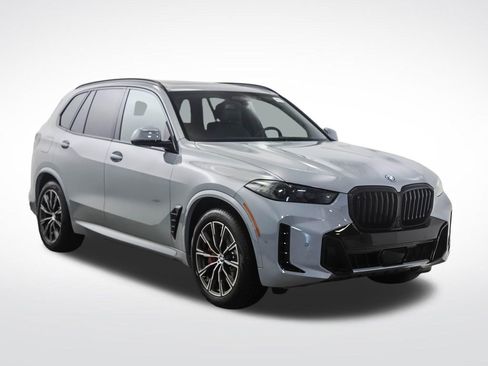 New 2026 BMW X5 xDrive50e w/ Executive Package AWD/4WD image 7