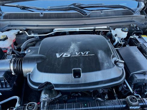 Used 2021 Chevrolet Colorado Z71 image 30