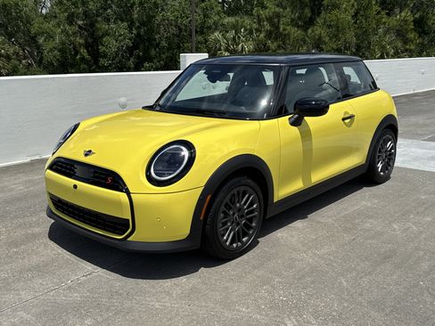 New 2026 MINI Cooper S FWD image 3