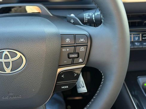 New 2025 Toyota Crown Signia image 18