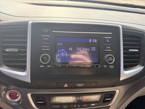 Used 2018 Honda Ridgeline RTL image 13