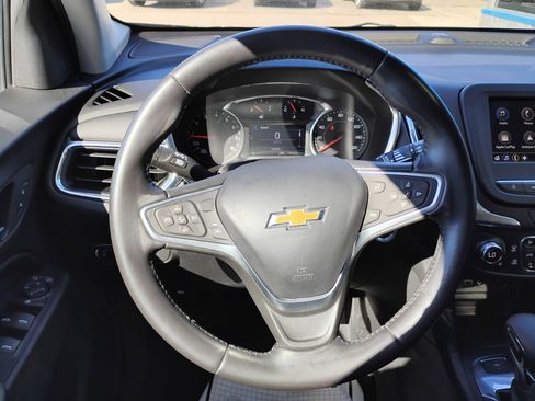 Used 2022 Chevrolet Equinox LT image 9