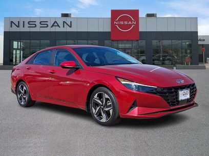 Used 2023 Hyundai Elantra SEL w/ Convenience Package