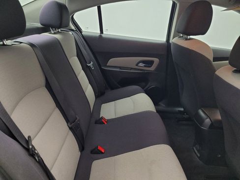Used 2015 Chevrolet Cruze LS FWD image 19