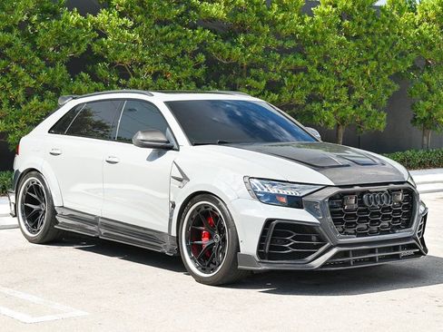 Used 2022 Audi RS Q8 4.0T image 3