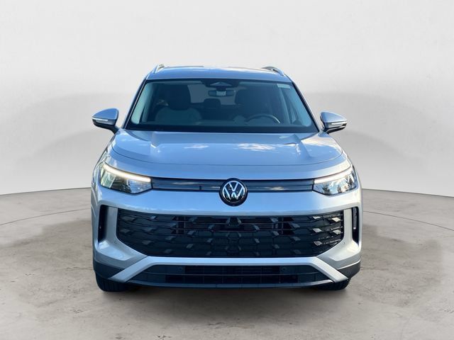 Certified 2025 Volkswagen Tiguan S AWD/4WD image 8