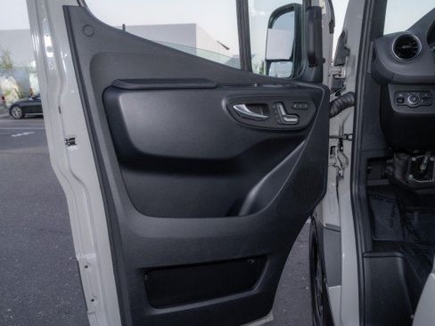 Used 2026 Mercedes-Benz Sprinter 2500 image 19