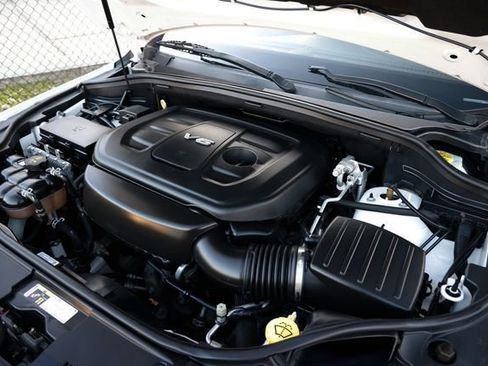 Used 2017 Jeep Grand Cherokee Overland w/ Jeep Active Safety Group image 52