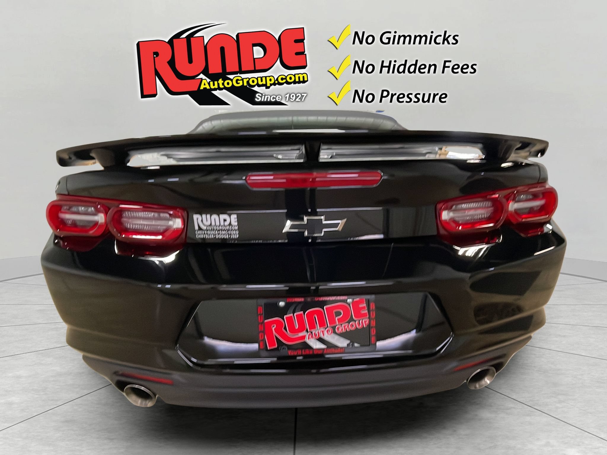 Used 2023 Chevrolet Camaro LT w/ Technology Package RWD image 5