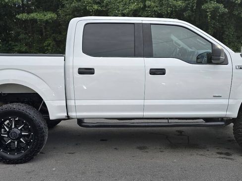 Used 2017 Ford F150 XLT AWD/4WD image 5