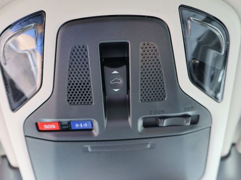 New 2025 Subaru Legacy Limited w/ Popular Package #3 image 17