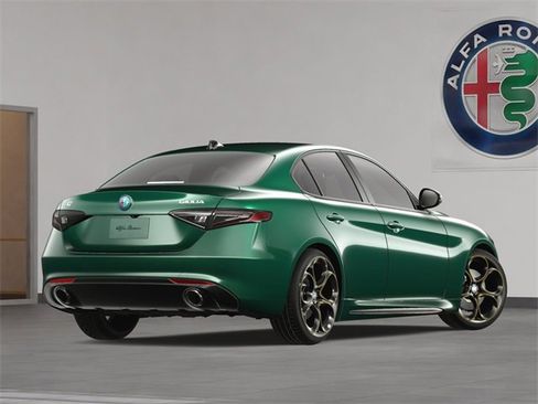 New 2025 Alfa Romeo Giulia image 5