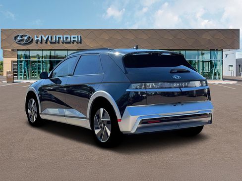 New 2026 Hyundai Ioniq 5 Limited image 5