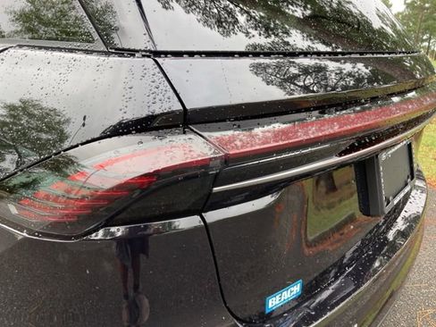 Used 2025 Lincoln Nautilus Premier w/ Equipment Group 102A image 13