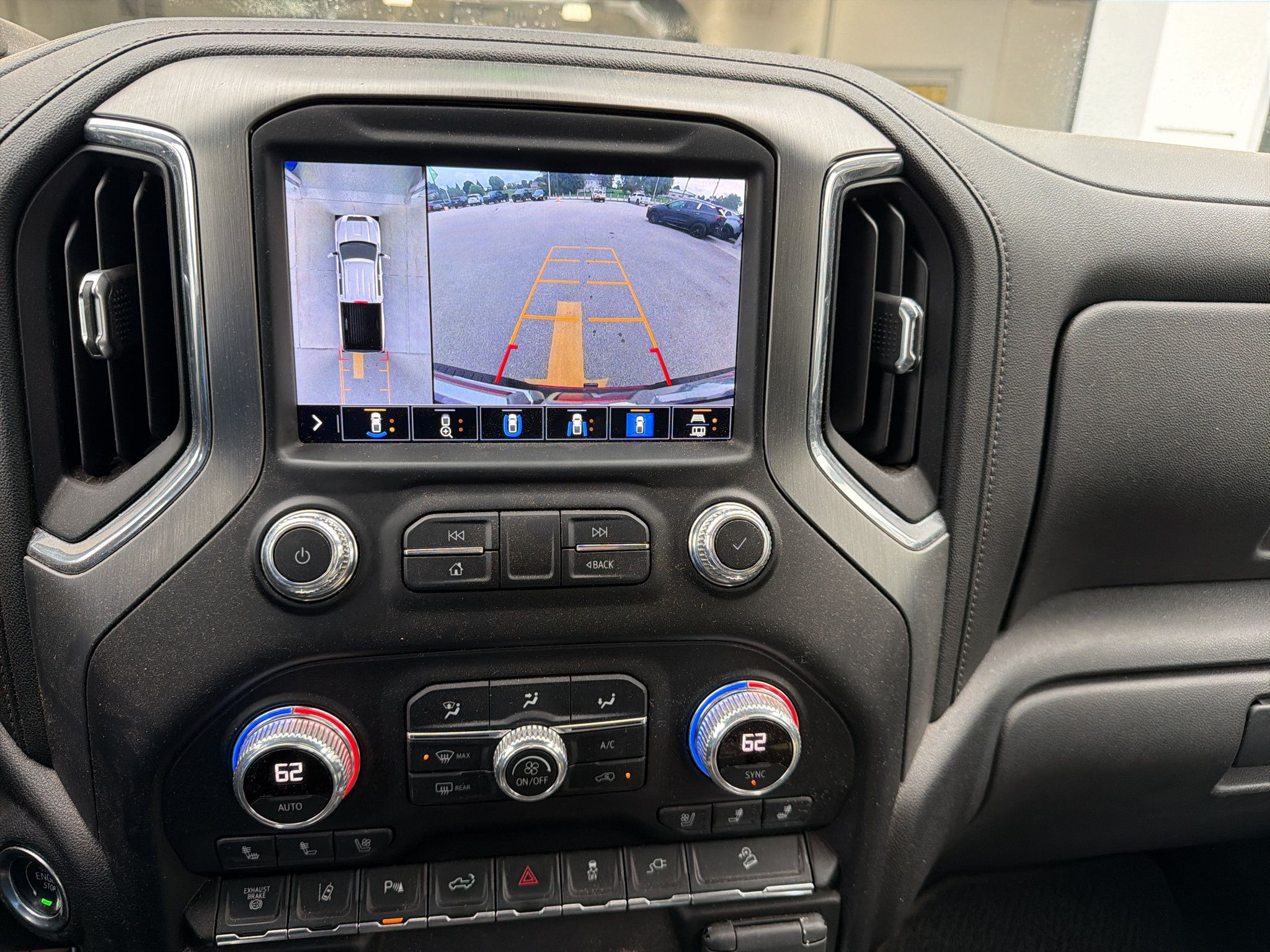 Used 2021 GMC Sierra 2500 Denali w/ Denali Ultimate Package AWD/4WD image 5