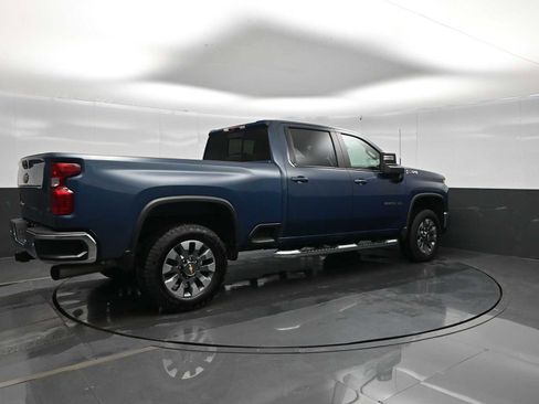 Used 2024 Chevrolet Silverado 2500 LT w/ All Star Edition AWD/4WD image 8