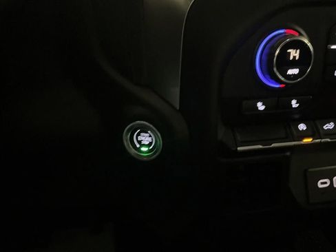 Used 2019 Chevrolet Silverado 1500 LT w/ All-Star Edition image 21