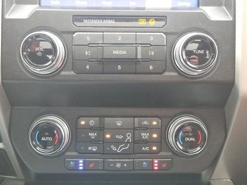 Used 2021 Ford F350 King Ranch w/ King Ranch Ultimate Package AWD/4WD image 30