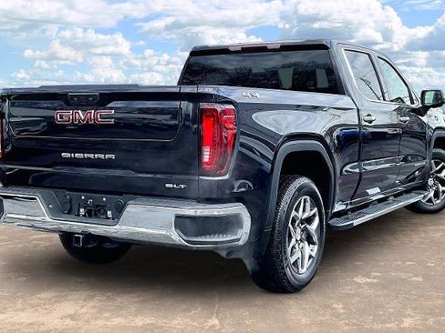 Used 2022 GMC Sierra 1500 SLT image 6