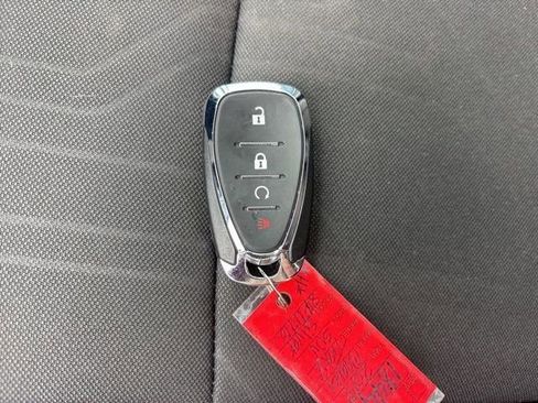 Used 2019 Chevrolet Trax LT w/ LT Convenience Package image 49