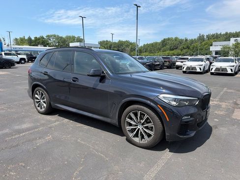 Used 2020 BMW X5 xDrive40i w/ M Sport Package AWD/4WD image 12