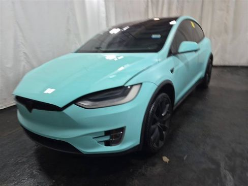 Used 2020 Tesla Model X Long Range AWD/4WD image 3