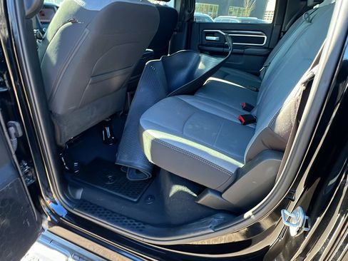 Used 2024 RAM 2500 Big Horn w/ Bed Utility Group image 23