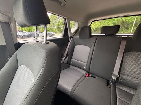 Used 2025 Kia Soul LX w/ LX Technology Package FWD image 38