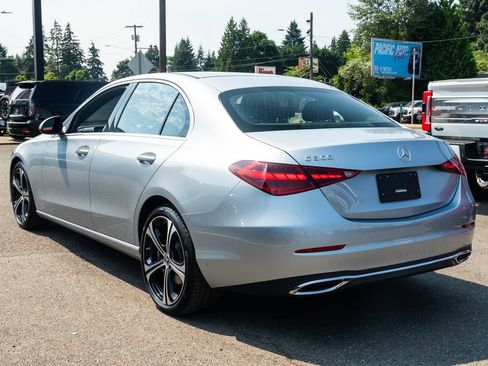 Used 2023 Mercedes-Benz C 300 Sedan image 5