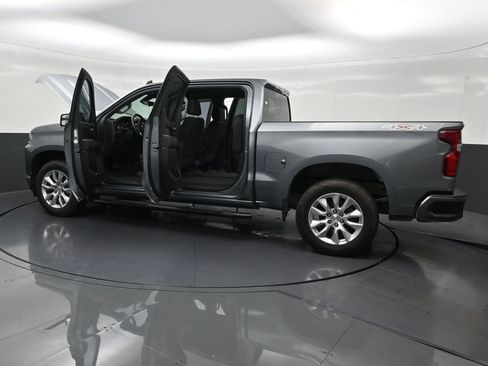 Used 2022 Chevrolet Silverado 1500 Custom w/ Safety Confidence Package AWD/4WD image 34