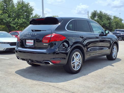 Used 2014 Porsche Cayenne AWD/4WD image 8