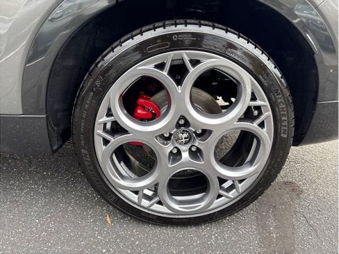 Used 2024 Alfa Romeo Tonale Veloce image 24