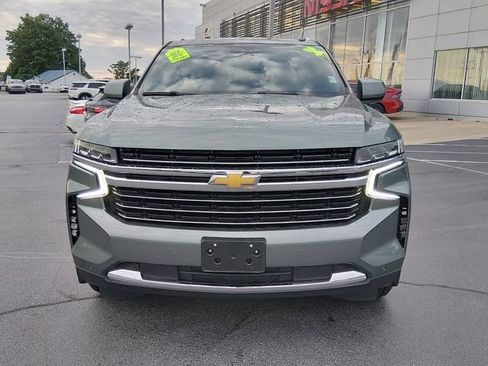 Used 2024 Chevrolet Suburban LT AWD/4WD image 8
