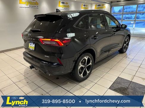 Used 2023 Ford Escape ST-Line Select w/ Tech Pack #2 image 28