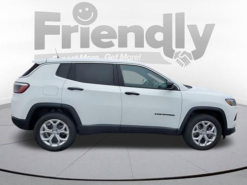 Used 2024 Jeep Compass Sport AWD/4WD image 6