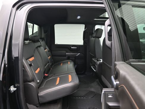 Used 2020 GMC Sierra 2500 AT4 w/ AT4 Premium Package image 11