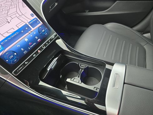 Certified 2023 Mercedes-Benz C 300 4MATIC Sedan image 25