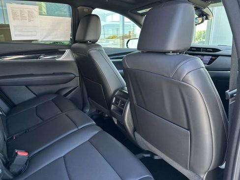 Certified 2025 Cadillac XT5 Premium Luxury w/ Technology Package AWD/4WD image 58