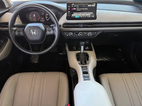 Certified 2024 Honda HR-V EX-L image 17